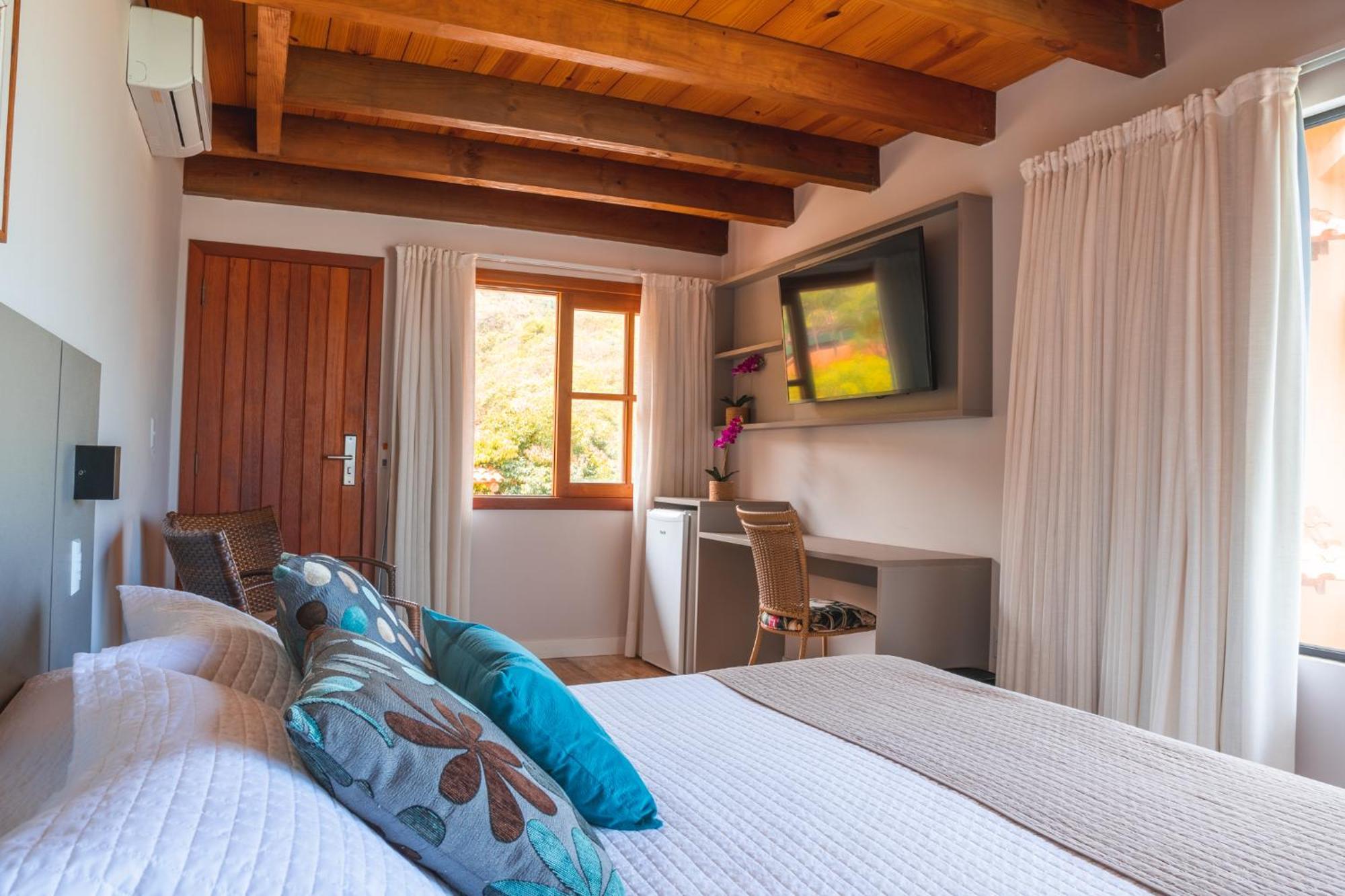 Hotel Atalaia Do Mariscal Bombinhas Bilik gambar